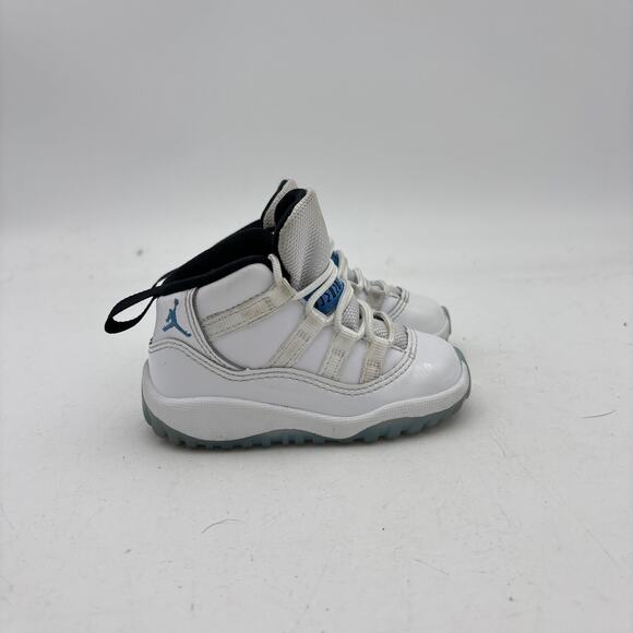 Nike Jordan 11 Retro Basketball Shoes Sneakers Baby 5C 18 Months - Picture 3 of 15
